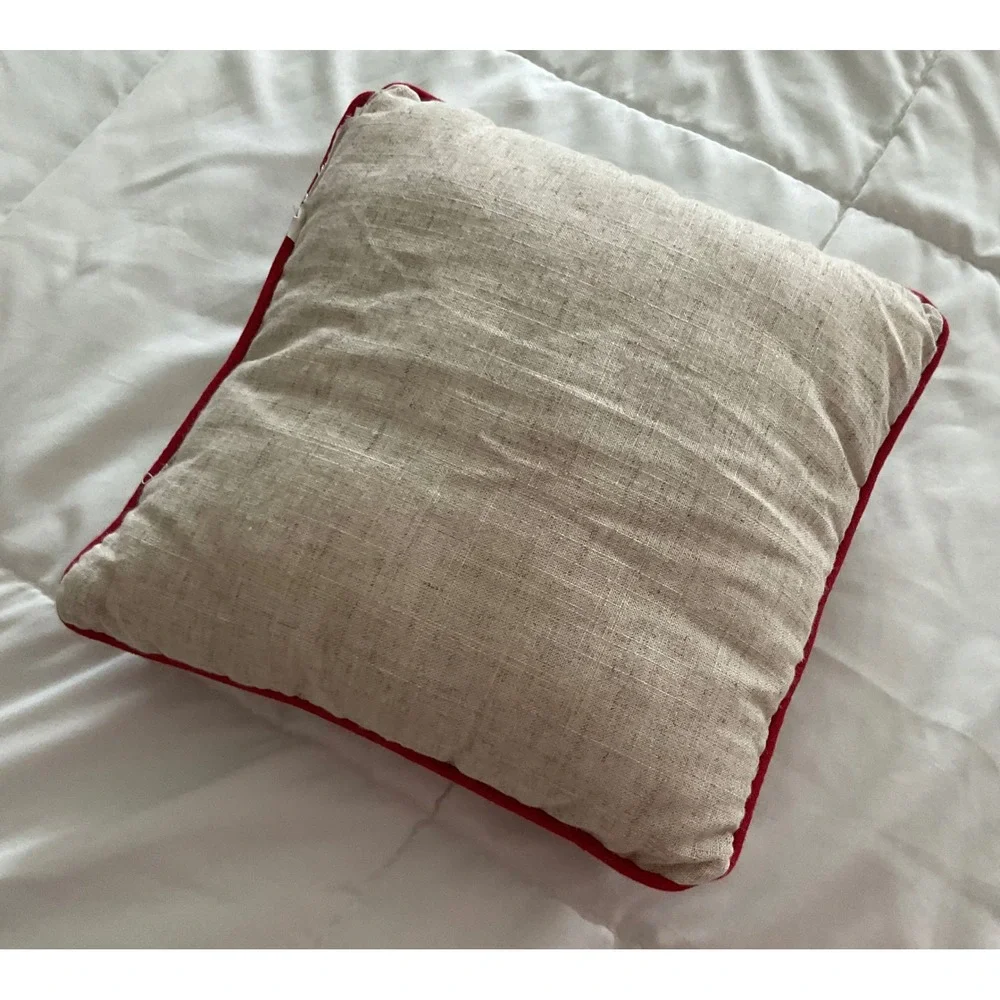 N/A embroidered square